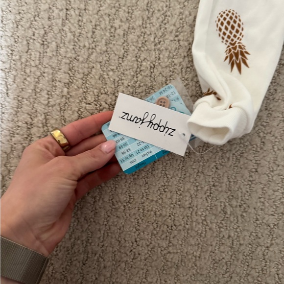 12-18M Zippy Jamz Pineapple Set - Picture 2 of 4